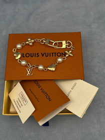 Louis Vuitton LV czarny urok żywica perła w kształcie serca kwiat wisiec łańcuch torba dekoracja wis  